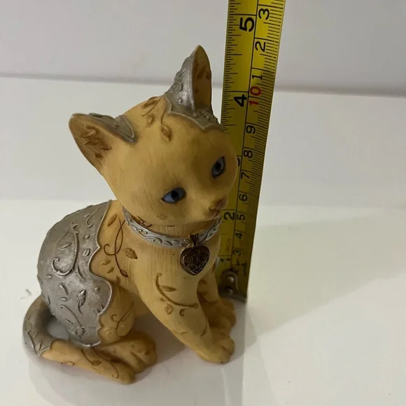 Elements Cat Figurine 2007 Pavilion Gift Company 82083
Cat Lovers Collectible - Picture 6 of 6